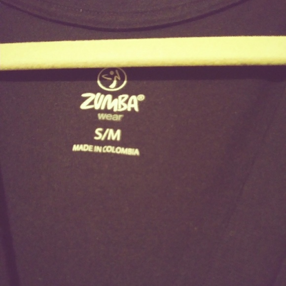 Tee 👕 - Picture 3 of 3